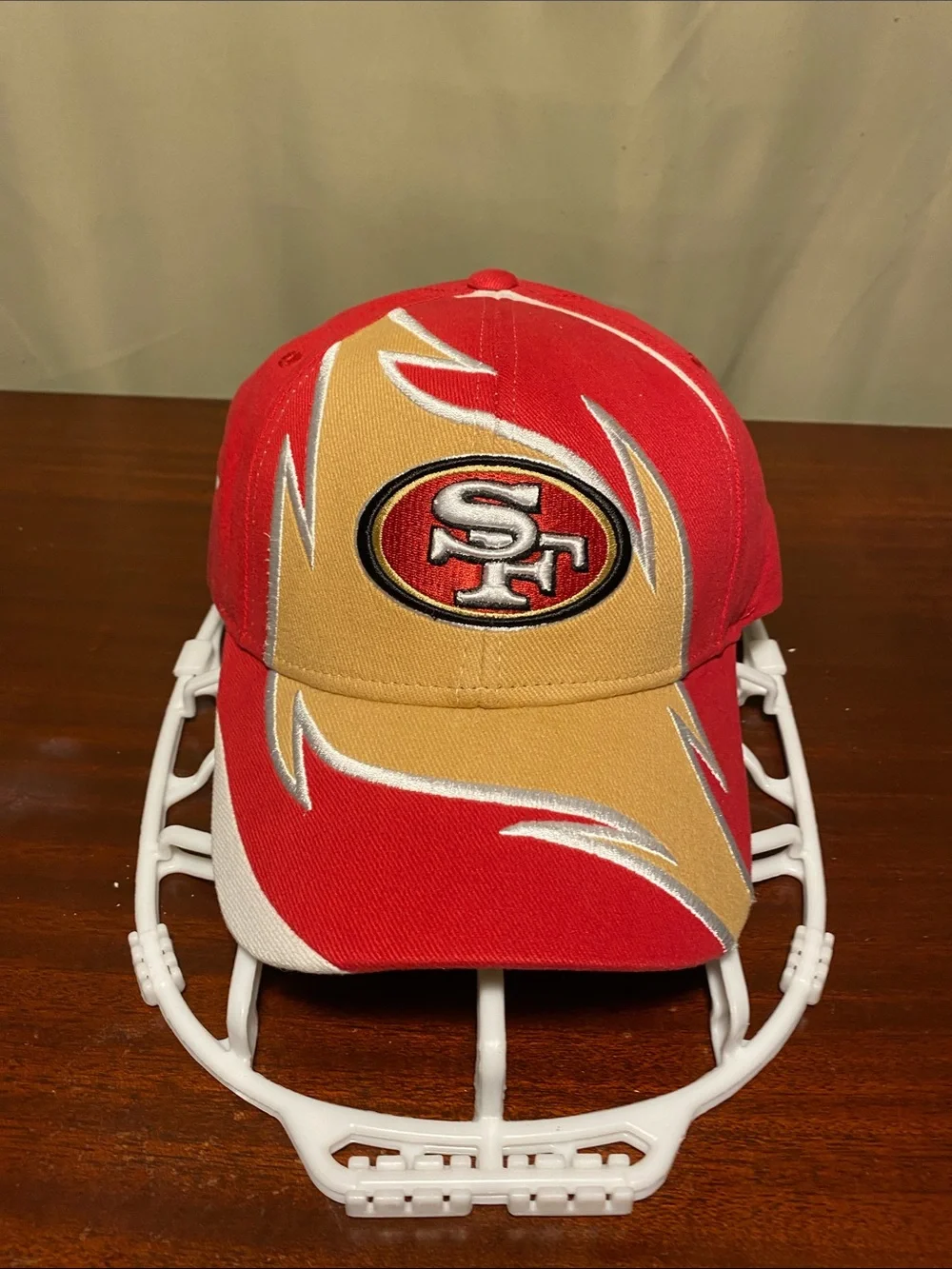 Vintage San Francisco 49ers Shark Tooth Team Reebok Embroidered Football Hat O/S